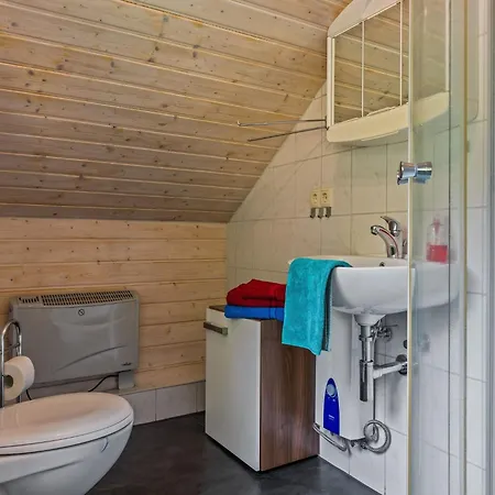 Near Rennsteig, Cleaning Included Apartamento Goldisthal